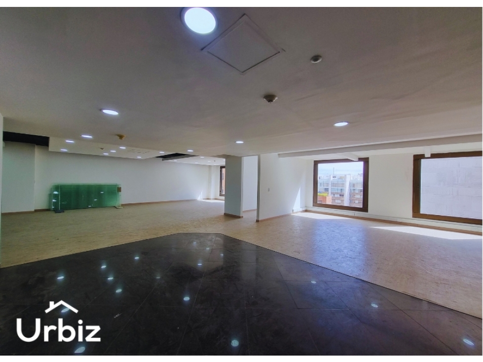 Oficina de 764 m² en Arriendo en Cll 72 en centro financiero de Bogotá — foto 3