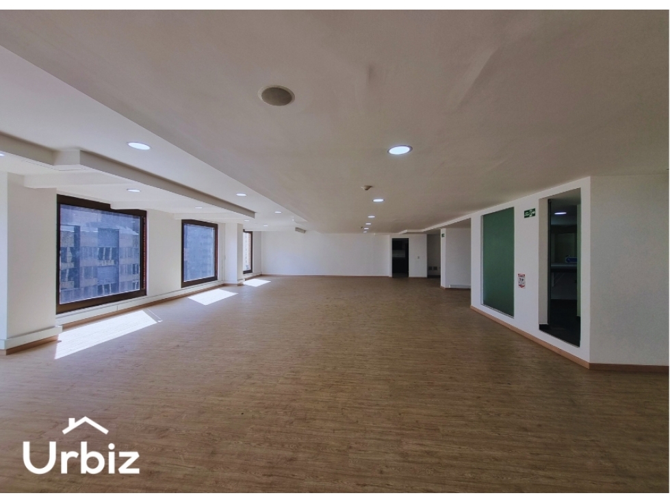 Oficina de 764 m² en Arriendo en Cll 72 en centro financiero de Bogotá — foto 4