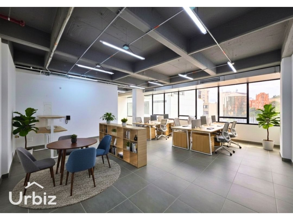 Vendo Oficina de 70m² en Santa Barbara Alta Usos: Salud, Profesional