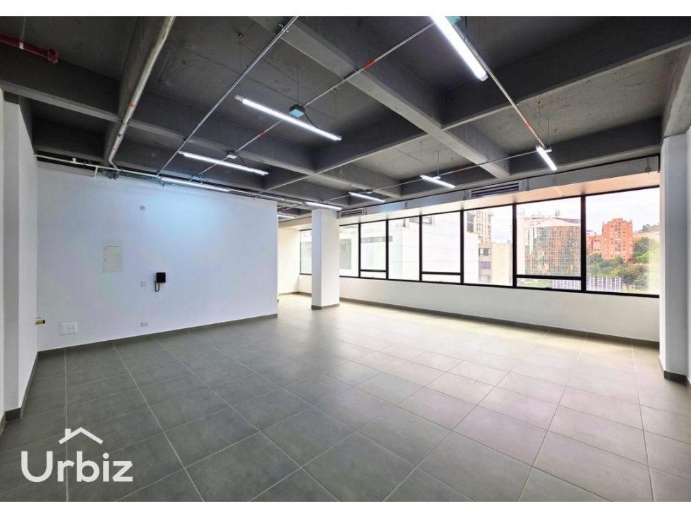 Vendo Oficina de 70m² en Santa Barbara Alta Usos: Salud, Profesional — foto 2