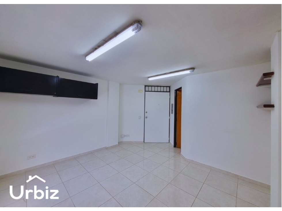 Oficina en Arriendo en Barrio El Lago sobre Carrera 15 con 74 de 17 m² — foto 5