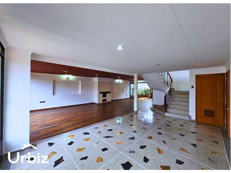 Vendo o Arriendo Casa para Oficinas en La Castellana, Suelo: Multiuso — foto 2