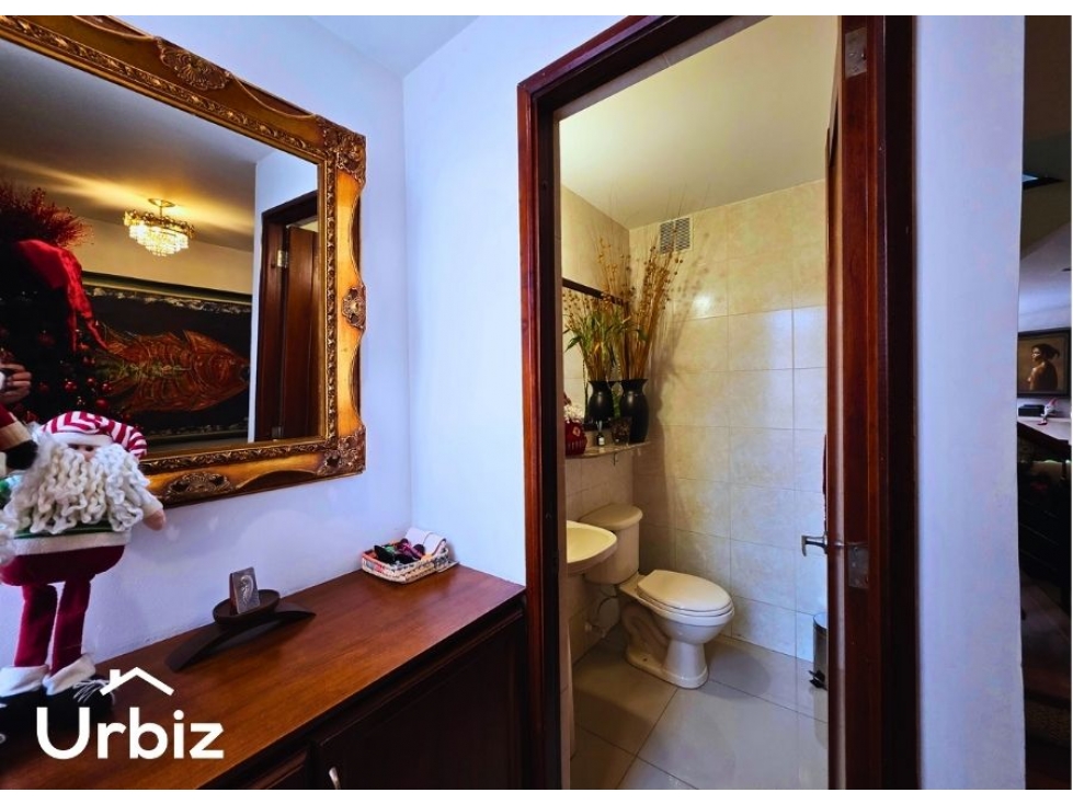 Se Vende Casa de 197 m² con Terraza y 3 pisos en Gratamira — foto 4