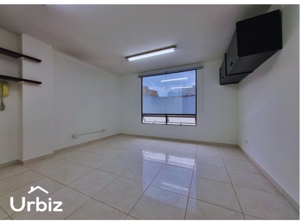 Oficina en Arriendo en Barrio El Lago sobre Carrera 15 con 74 de 17 m² — foto 4