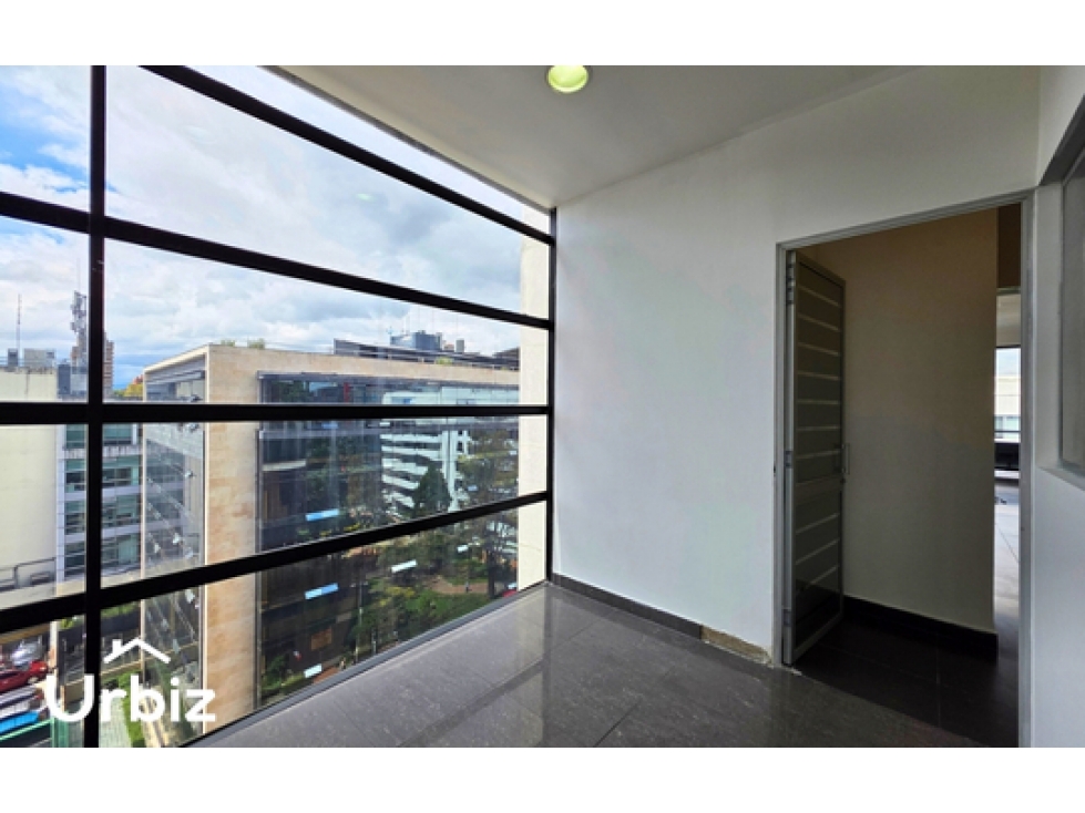 Arriendo Oficina de 357 m² con Terraza en último piso en Chico — foto 5