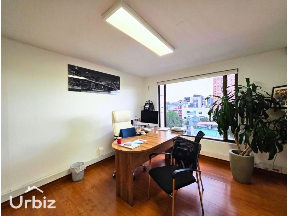 Se Vende Oficina Amoblada de 82 m² en El Lago — foto 4