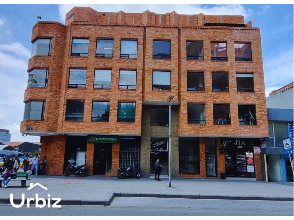Oficina en Arriendo en Barrio El Lago sobre Carrera 15 con 74 de 17 m² — foto 2