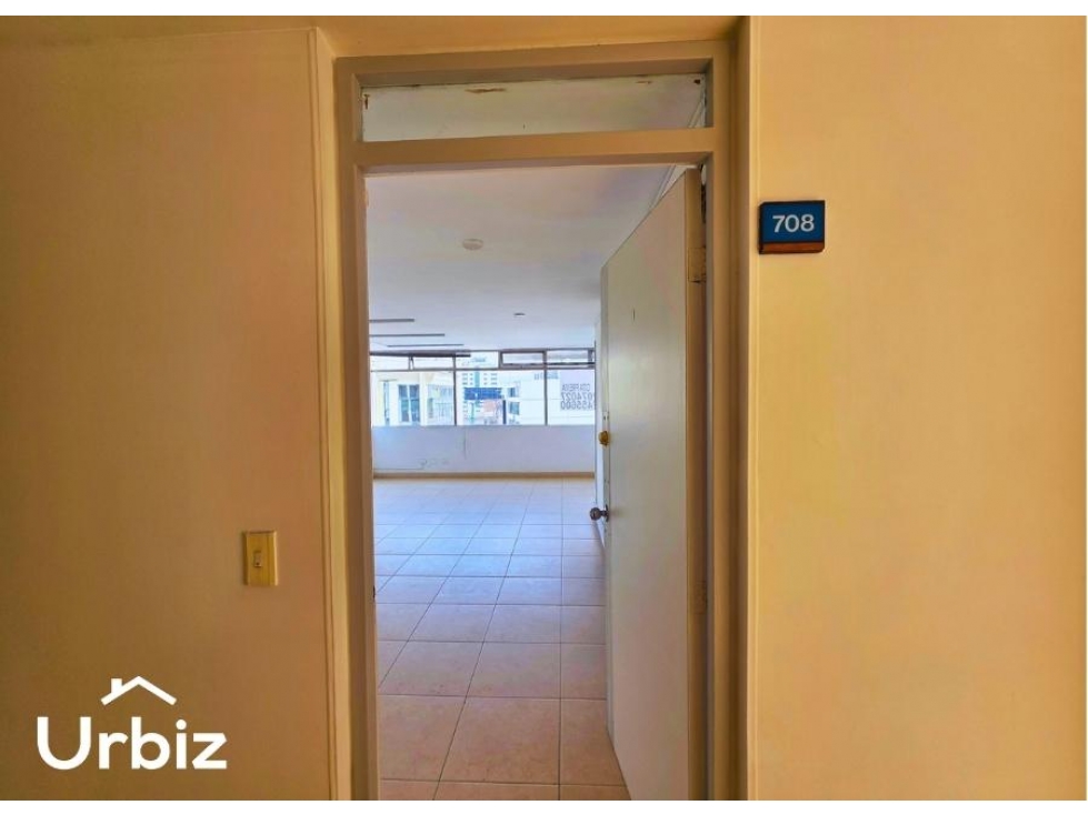Venta / Arriendo Oficina Exterior de 35 m² en Chico Norte — foto 4