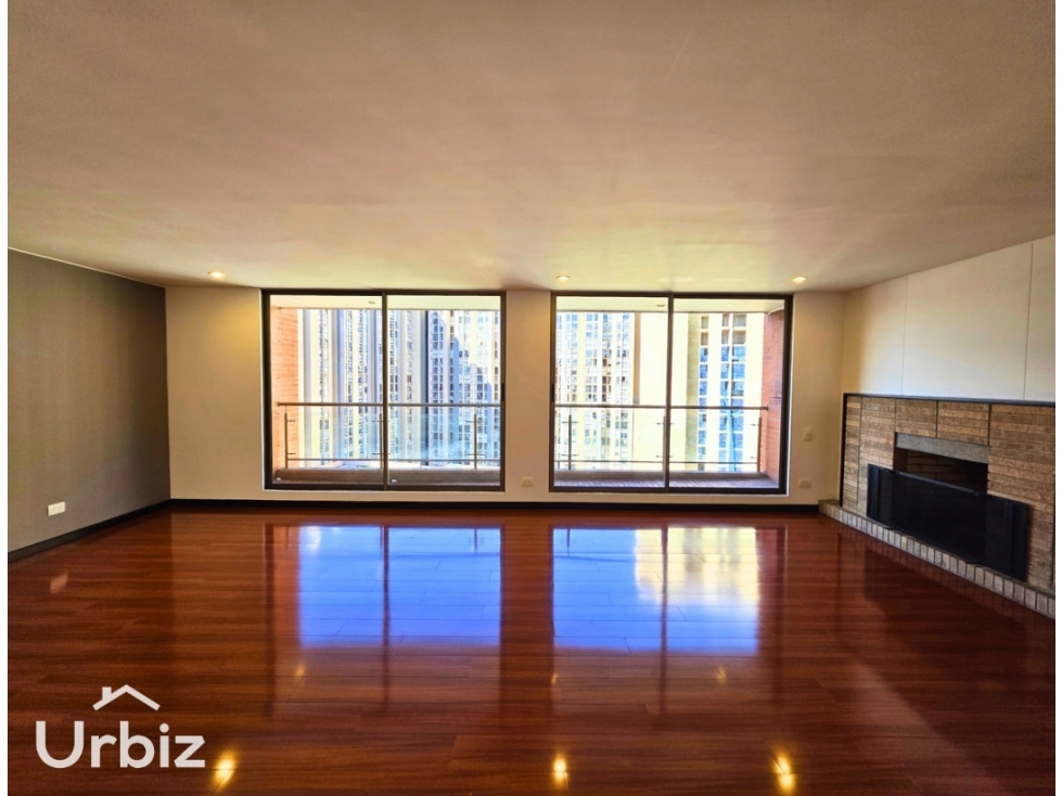 Vendo Apartamento de 181 m² en Club House en Colina — foto 6