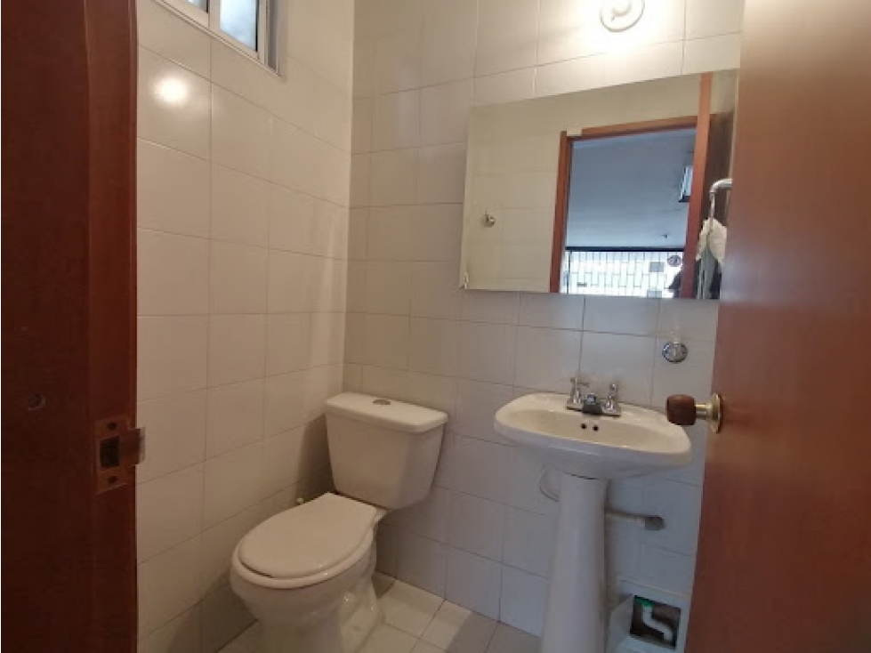Local en Arriendo / Venta Bogota - Alhambra — foto 2