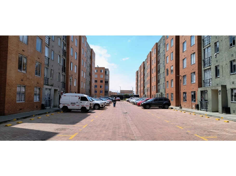 APARTAMENTO EN ARRIENDO — foto 2