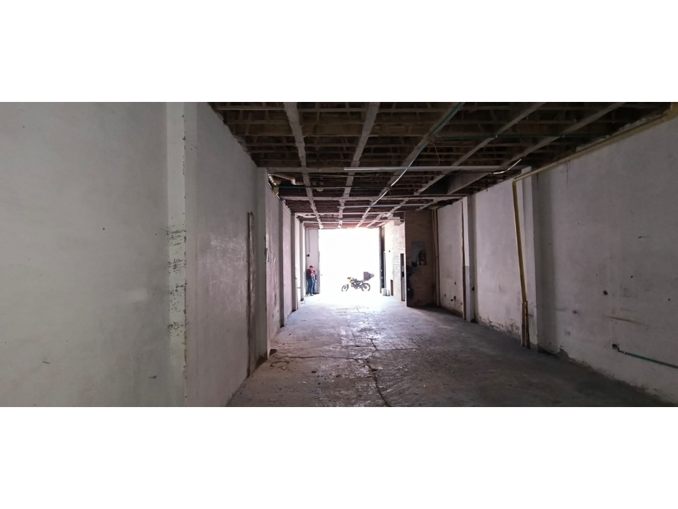 BODEGA COMERCIAL EN ARRIENDO — foto 3