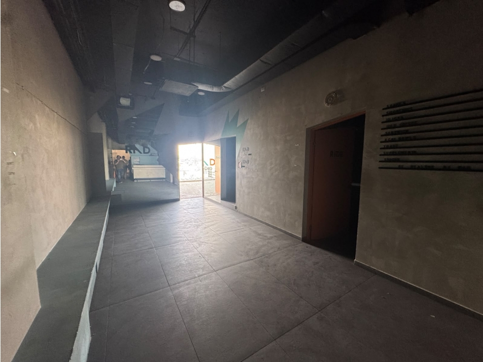 Se Renta Local de 234 m2 Av Bonampak plaza kun Cancún zona hotelera — foto 6