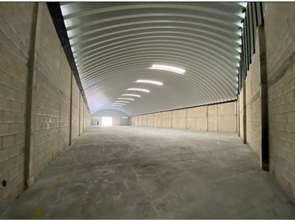 Bodega Industrial en Renta de 3,750 m² sobre Libramiento de Mérida - 6