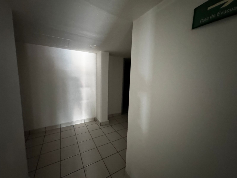 Se renta Local Comercial de 361 m² Plaza Maya, Av. Tulum Cancún — foto 2
