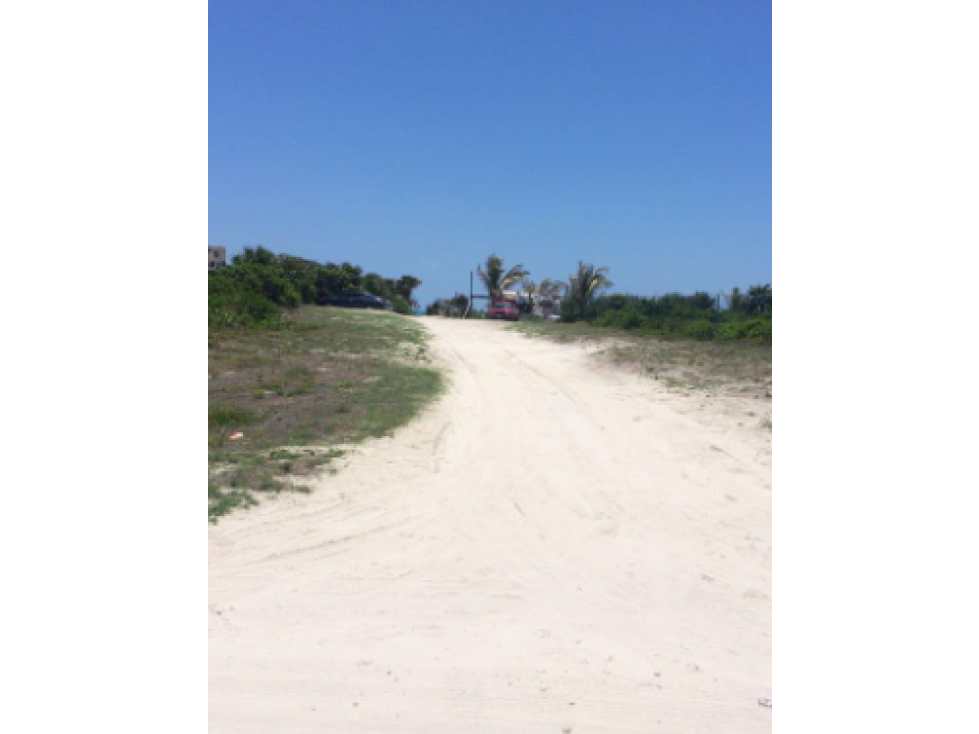 Terreno en Venta Frente al Mar en Isla Blanca, Cancún — foto 2