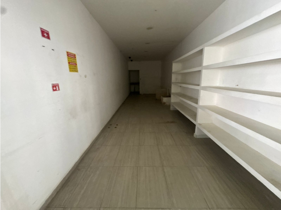 Local en renta #8 de 86.10 m2 en Plaza Nayandei - Cancún — foto 2