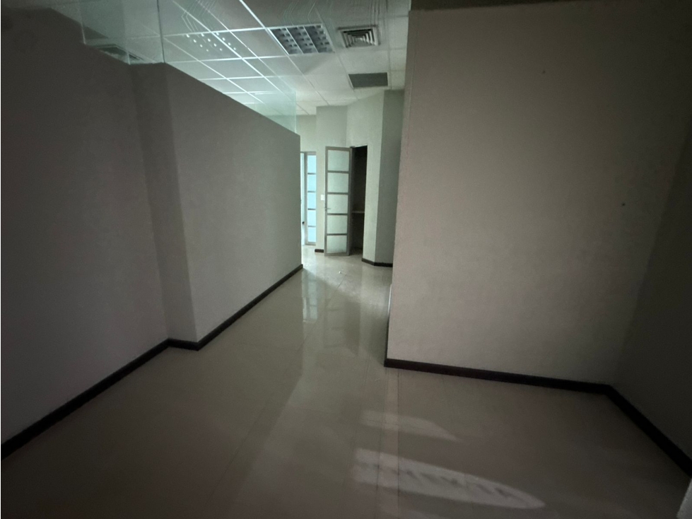 Oficina 206-207 de 125 m2 en Plaza Nayandei - Cancún — foto 2