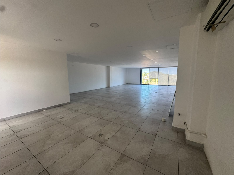 Oficina en renta de 112 m2 en Cunstorage, Cancún — foto 2