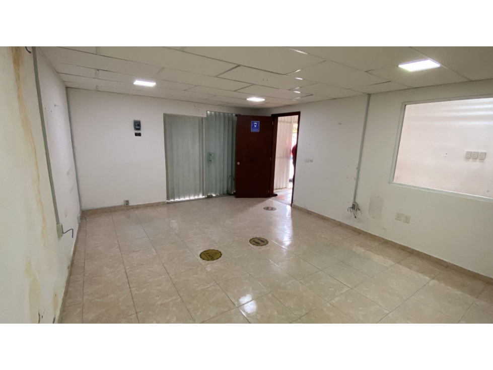 Bodega en venta de 10 x 22 m2 en playa del carmen, Q.Roo - 2