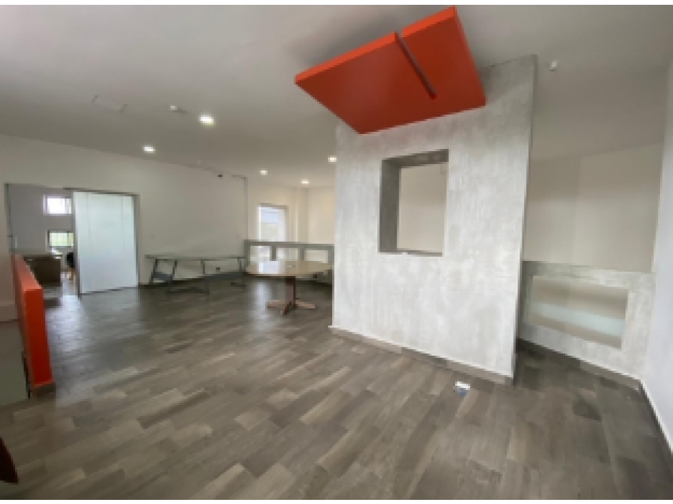 Oficina en renta de 250m2 en Av Kohunlich, Cancún - 2