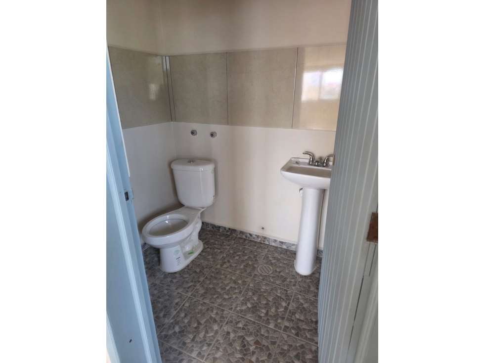 Bodega de 300 m2 de terreno en renta sobre Av. Portillo - Cancún - 2