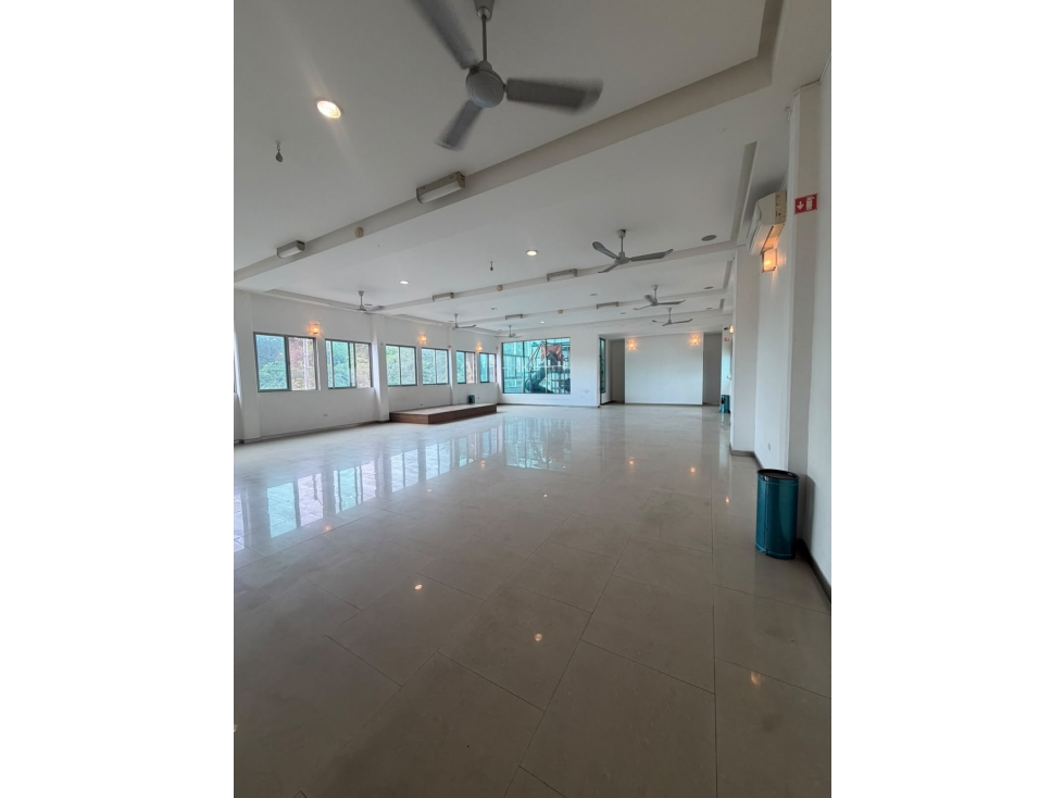 Local comercial de 226 m2 en renta en Av. Tules con Av, Kabah, Cancún — foto 2