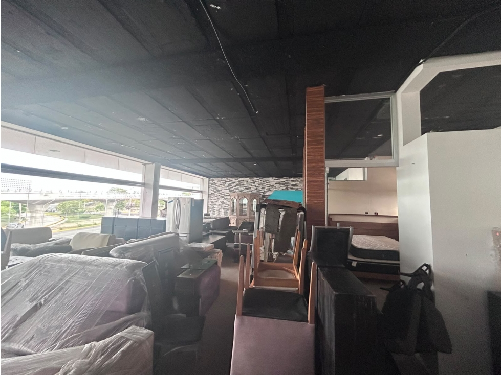 Locales 16, 17 y 18 en renta de 150 m2 en Plaza las Velas, Cancún — foto 2