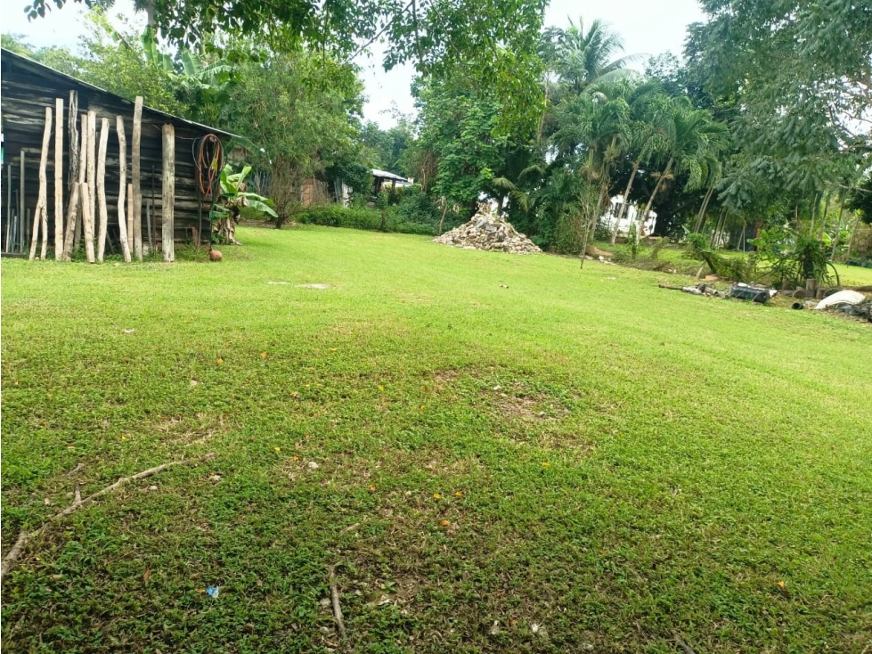 Terreno en Venta en Esquina a 350 m de la Laguna - 5