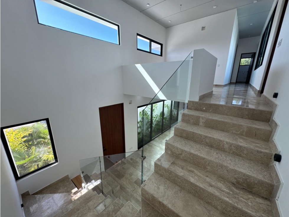 Casa de 385 m2 en venta de Lujo en Bahía Principe — foto 4