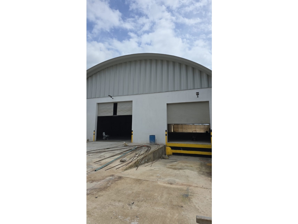 Vende o Renta de Bodega en Cerca de Aeropuerto de Cancún - 1