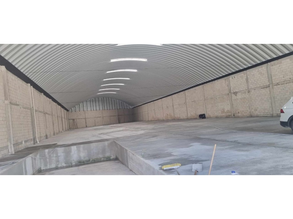 Venta o Renta de Bodega en Cancún - 1