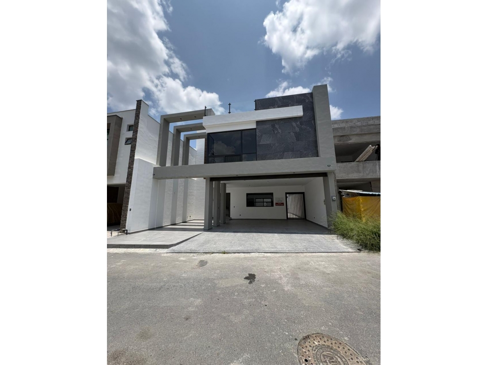 Casa en venta en Amorada, Nuevo León