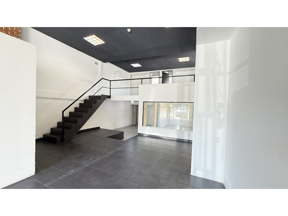 Bodega Comercial con Showroom y Oficinas en Boulevard Colosio, Cancún - 6