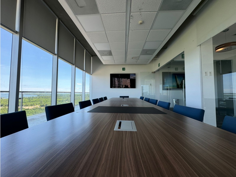 Oficina en renta o venta lujosa vista al mar amueblada 553 m2 - 2