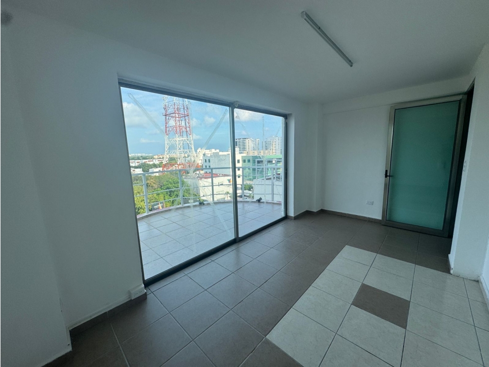 Oficina en renta de 80 m2 en Bonampak 28 - Cancún — foto 2