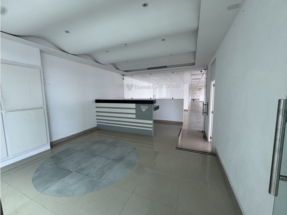 Local/Oficina #17M de 439 m2 en renta en Plaza Nayandei - Cancún — foto 2
