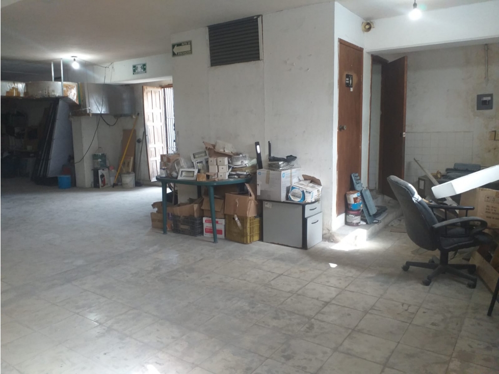 Edificio en renta de 200 m2 en Av. Lopez Portillo, Cancún - 3