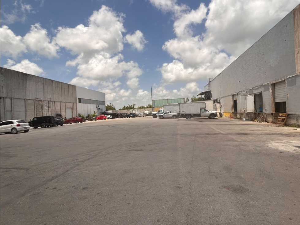 Bodega en venta de 927 m2 en Adisa carretera Cancún - pto. Morelos — foto 3