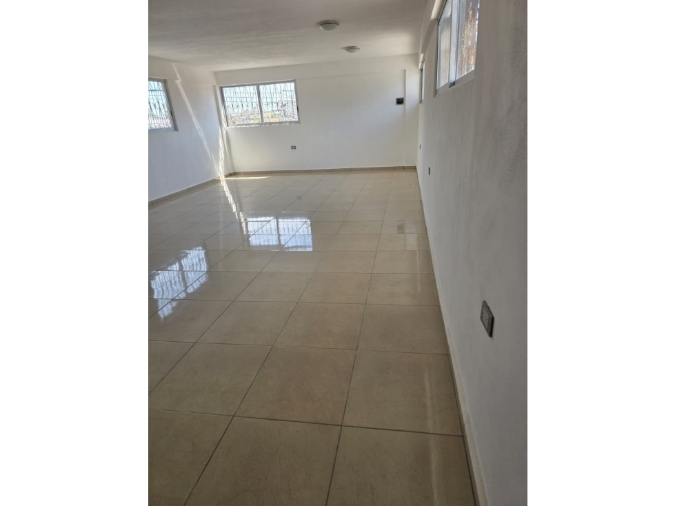 Bodega de 300 m2 de terreno en renta sobre Av. Portillo - Cancún - 3