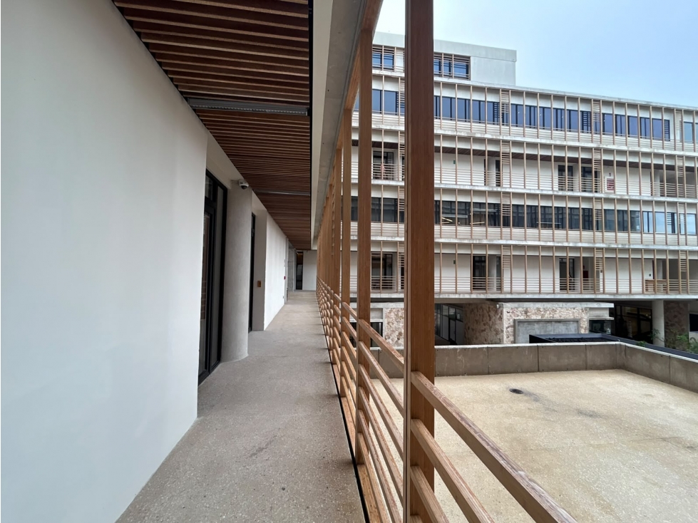 Oficina de 100 m2 en venta en Plaza Espacio, Puerto Cancún - 3