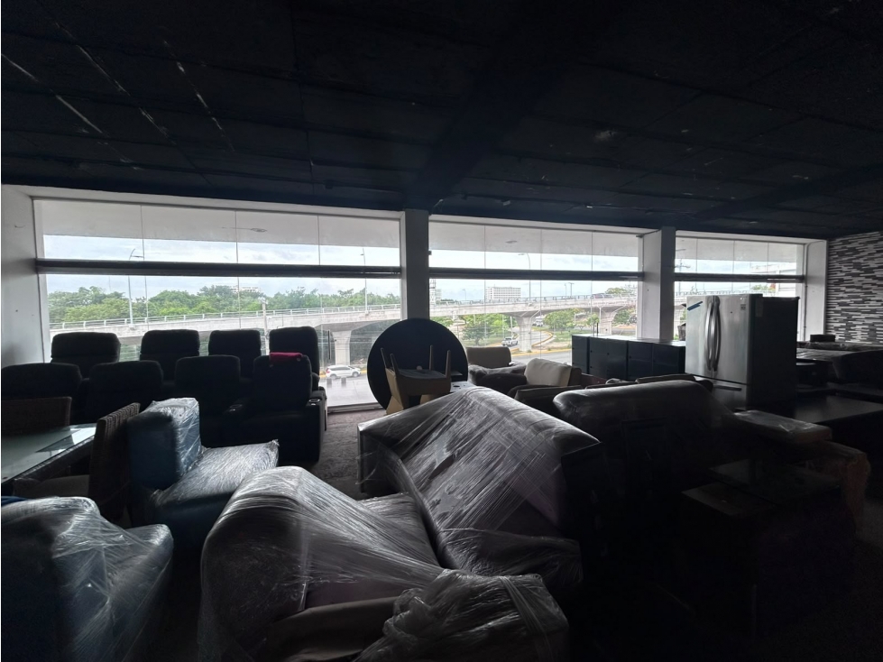 Locales 16, 17 y 18 en renta de 150 m2 en Plaza las Velas, Cancún — foto 3