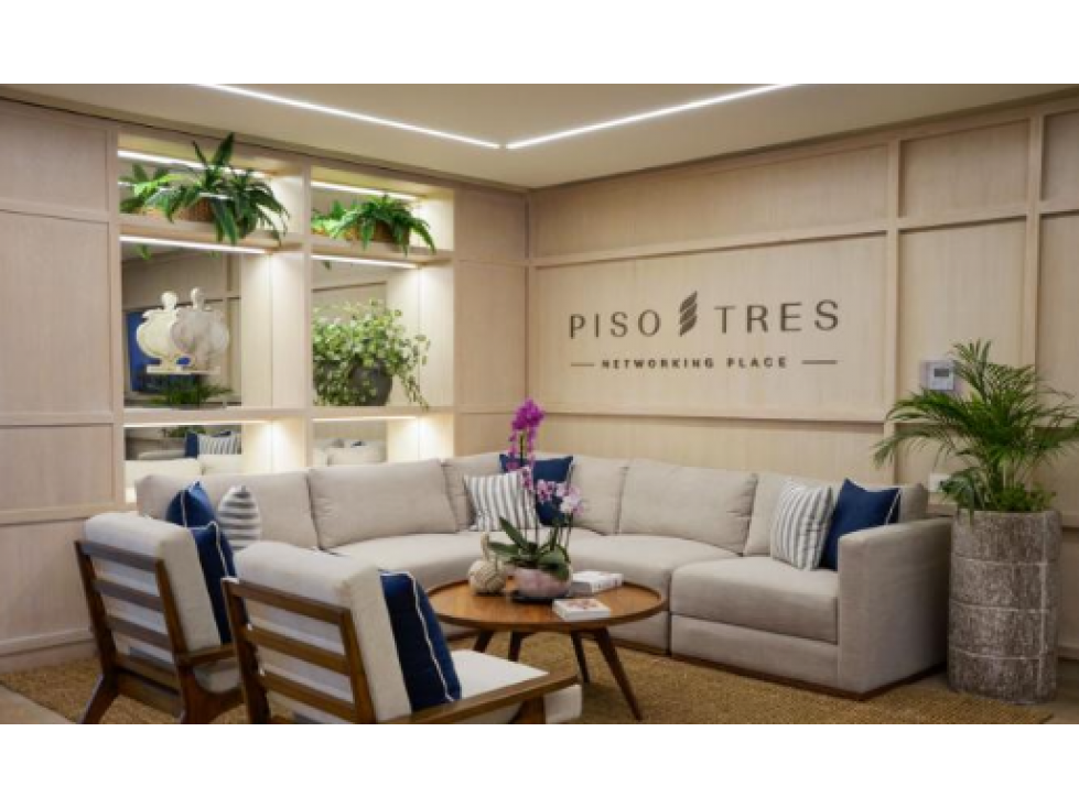Oficina en renta de 25 m2 en Puerto Cancún - 2