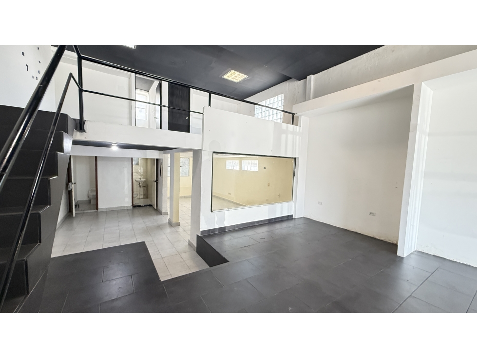 Bodega Comercial con Showroom y Oficinas en Boulevard Colosio, Cancún - 5