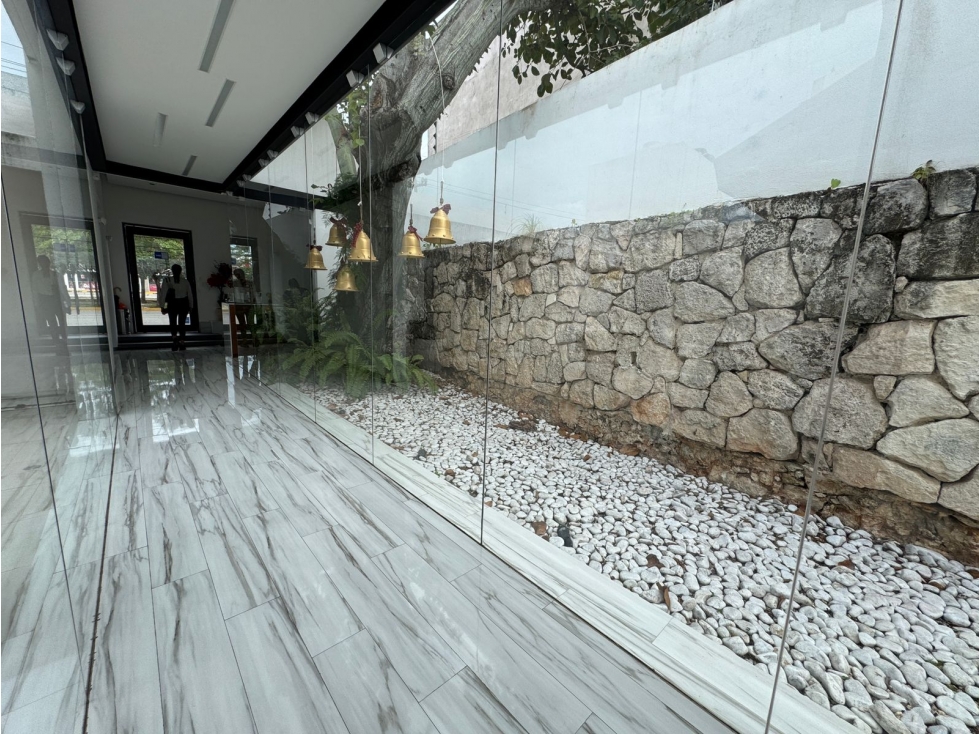 Oficina de 300 m2 en renta en av. Bonampak en frente de Puerto Cancun — foto 3