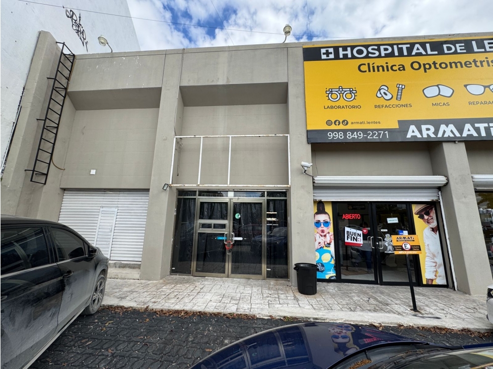 Local de 80 m2 en renta planta baja av Kokunlish Cancún — foto 2