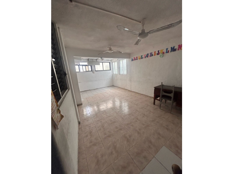 Escuela en Renta Esquina Estratégica en Av. Kabah - 3