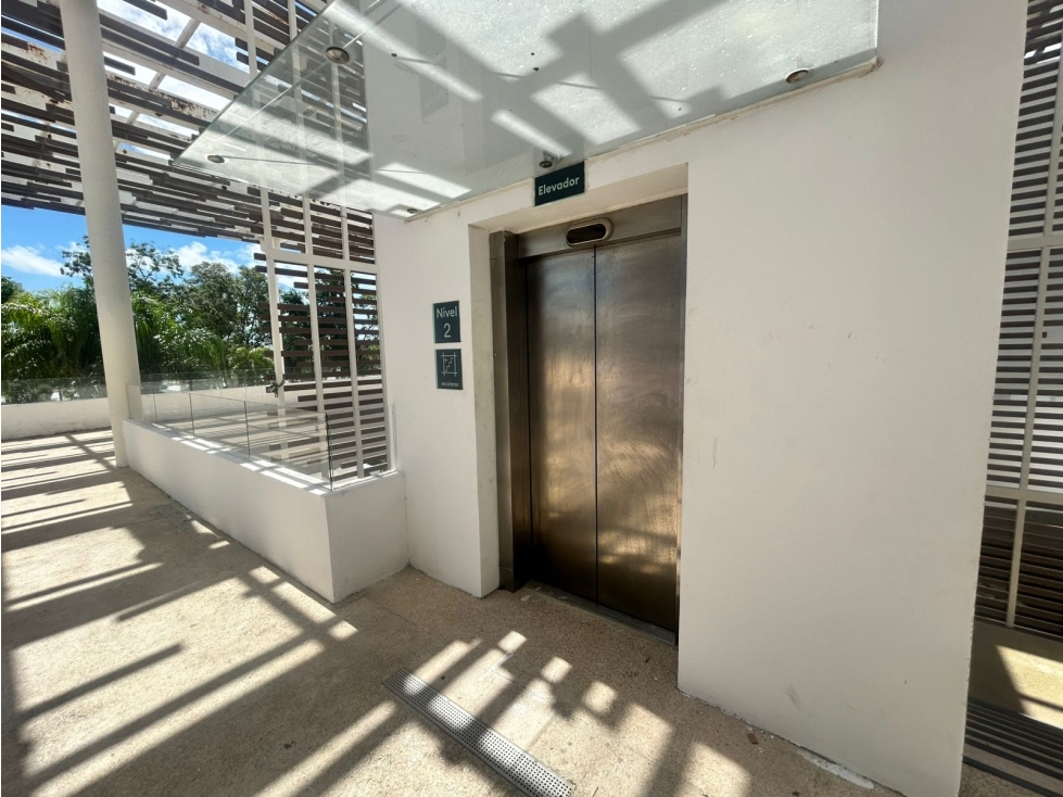 Se Renta Local en Blvd. Colosio - Cancún - 4