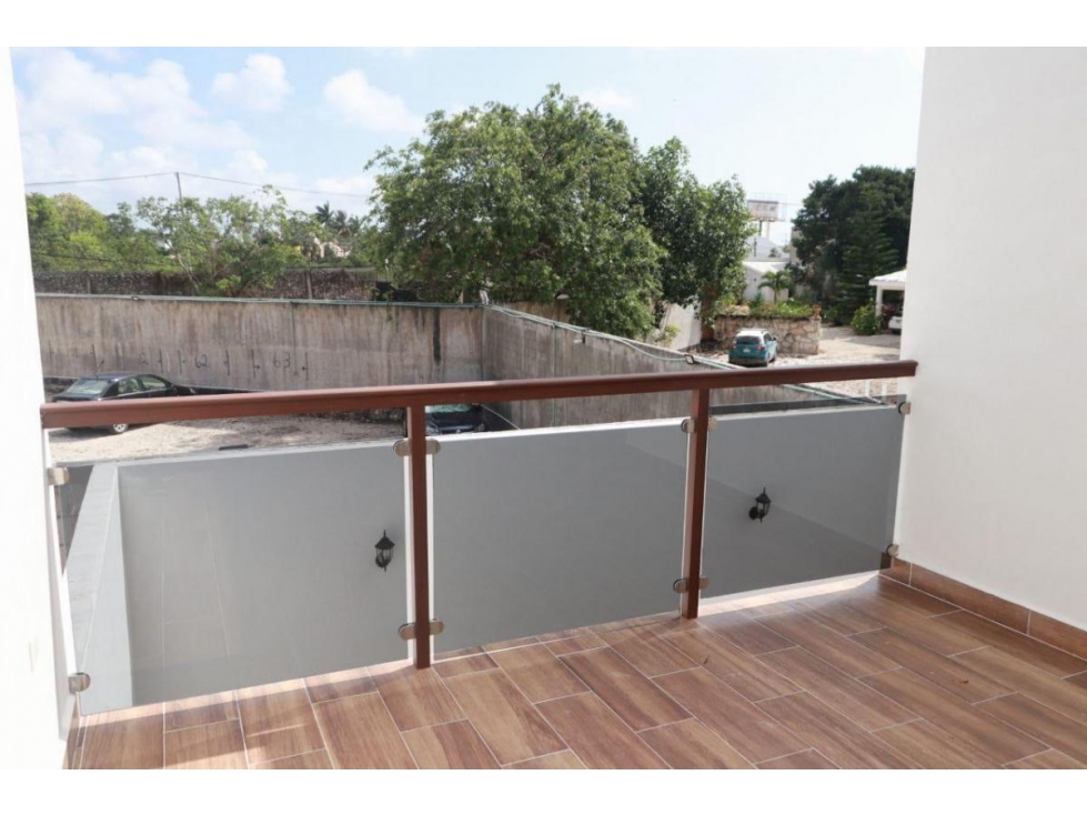 Terreno Comercial de 2000 con Casa en Av Colosio, Cancún — foto 6