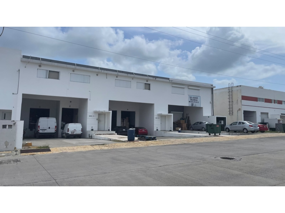 Bodega en venta de 770 m2 en APQ, Cancún — foto 3